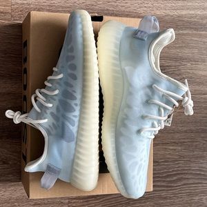 Yeezy Monoice Boost